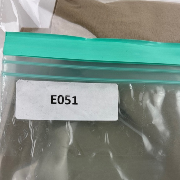 Eddie Bauer Tan Women's Shorts - Picture 12 of 12